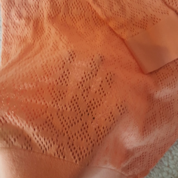 LOFT Sweater - Picture 7 of 7